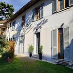 Courtyard Jacuzzi And Private Patio Apartamento
