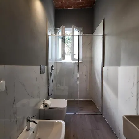 Courtyard Jacuzzi And Private Patio فلورنس