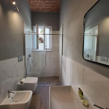 Courtyard Jacuzzi And Private Patio شقة